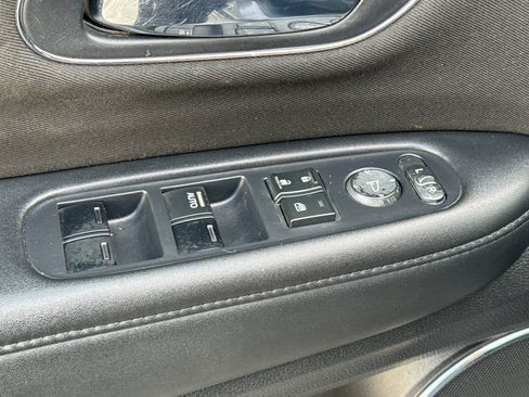 Used 2017 Honda HR-V EX image 13