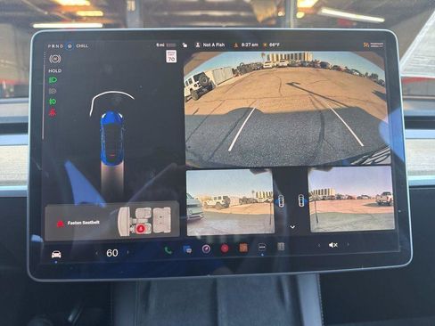 Used 2021 Tesla Model Y Long Range AWD/4WD image 15