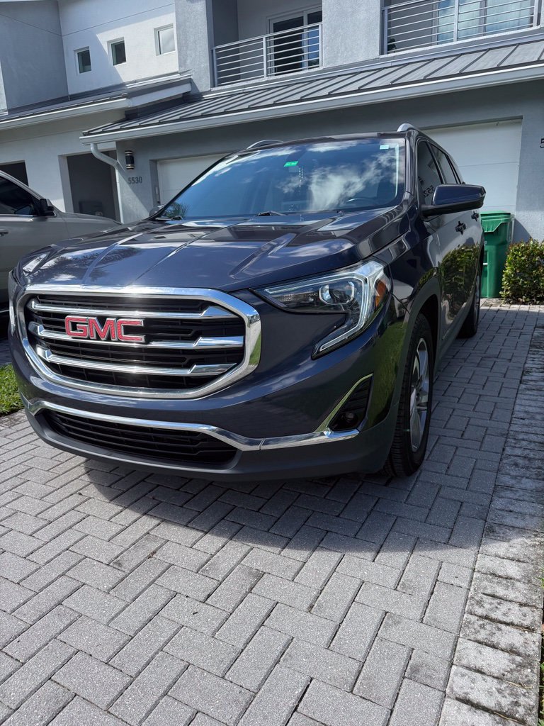 Used 2019 GMC Terrain SLT w/ Preferred Package FWD image 1