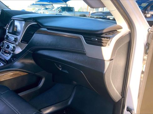 Used 2019 GMC Yukon XL Denali w/ Open Road Package image 18