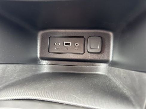 Used 2019 Chevrolet Equinox LT AWD/4WD image 25