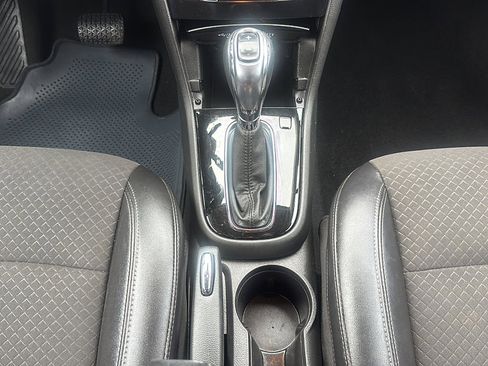 Used 2019 Buick Encore Sport Touring w/ Safety Package image 35