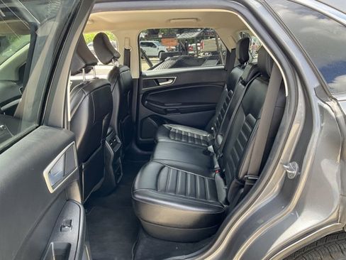 Certified 2024 Ford Edge SEL AWD/4WD image 9