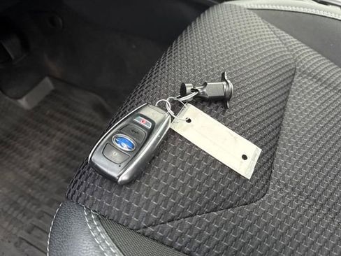 Used 2023 Subaru Forester Premium image 31