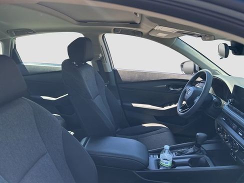 Used 2024 Honda Accord EX image 19