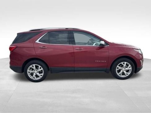 Used 2018 Chevrolet Equinox Premier AWD/4WD image 6