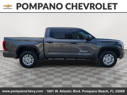 Used 2022 Toyota Tundra SR5 image 2