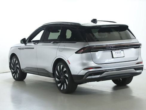 Certified 2024 Lincoln Nautilus Reserve w/ Equipment Group 202A AWD/4WD image 40