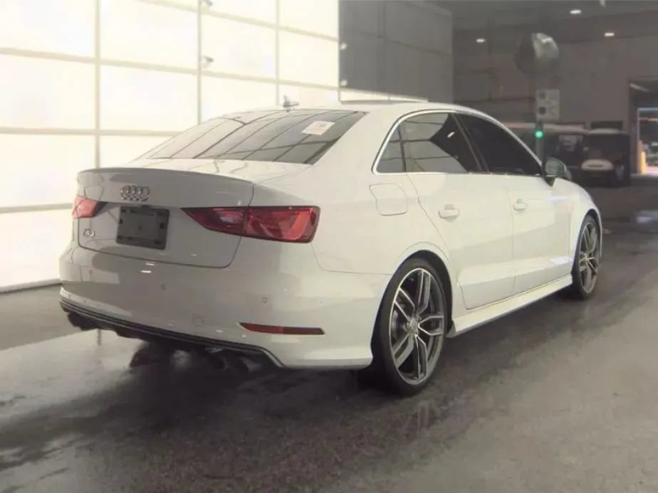 Used 2015 Audi S3 Prestige AWD/4WD image 4