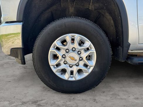 Used 2021 Chevrolet Silverado 3500 LT w/ All Star Edition AWD/4WD image 9