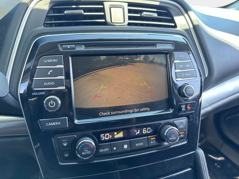 Used 2019 Nissan Maxima 3.5 S w/ Floor Mat Group FWD image 21