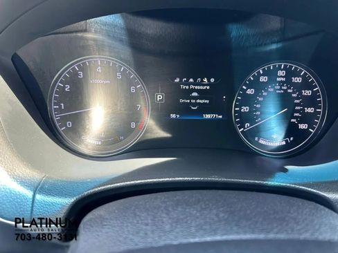 Used 2017 Genesis G80 3.8 RWD image 9