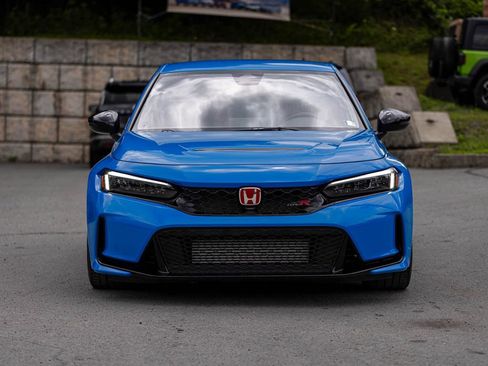 Used 2025 Honda Civic Type R image 2