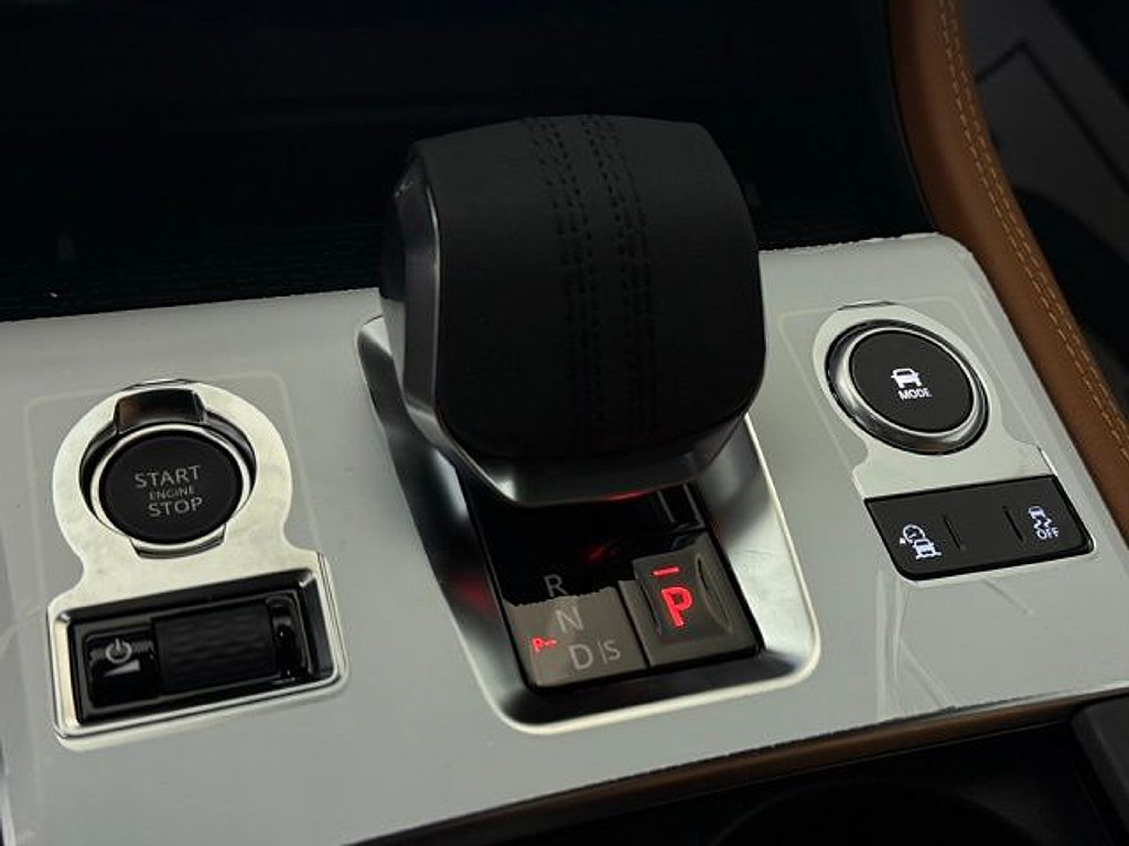 New 2026 Jaguar F-PACE R-Dynamic S AWD/4WD image 36