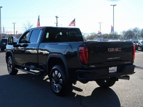 New 2026 GMC Sierra 3500 Denali w/ Denali Reserve Package image 5