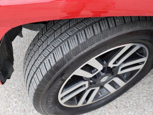 Used 2017 Toyota 4Runner Limited image 25