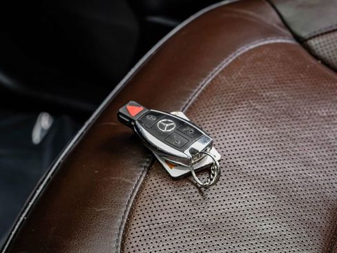 Used 2014 Mercedes-Benz GL 450 4MATIC image 53