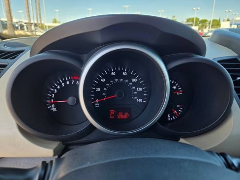 Used 2013 Kia Soul ! FWD image 22