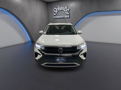 Certified 2023 Volkswagen Taos SE w/ Panoramic Sunroof Package image 7