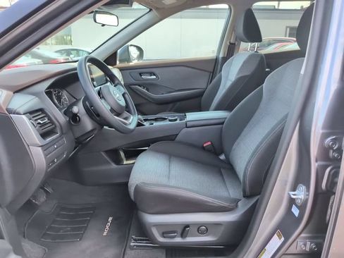 Used 2023 Nissan Rogue SV AWD/4WD image 11