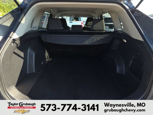 Used 2024 Toyota RAV4 XLE AWD/4WD image 15