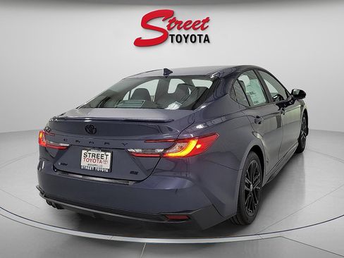 New 2026 Toyota Camry SE w/ Convenience Package FWD image 4