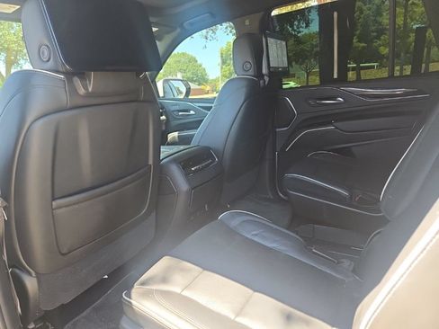 Used 2021 Cadillac Escalade Sport w/ Driver Assist Tech Package AWD/4WD image 21