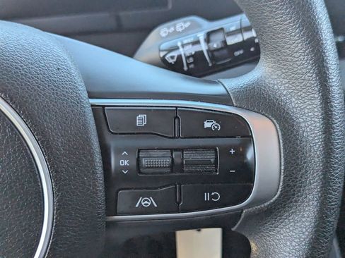 Used 2024 Kia Sportage LX image 27