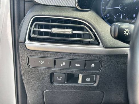Used 2020 Hyundai Palisade SEL FWD image 17