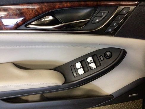 Used 2016 Cadillac CTS Sedan RWD image 22