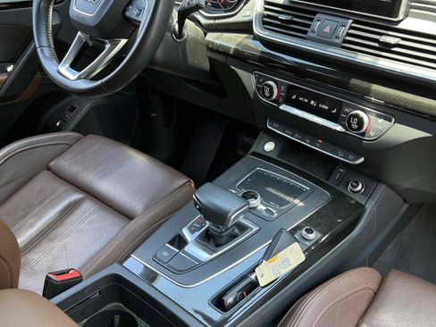 Used 2019 Audi Q5 Prestige AWD/4WD image 18