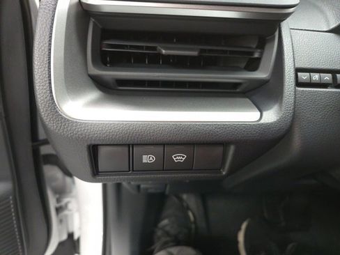 New 2026 Toyota Prius LE image 29