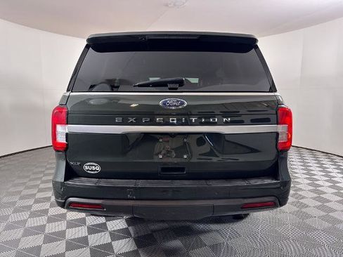 Certified 2022 Ford Expedition XLT image 10