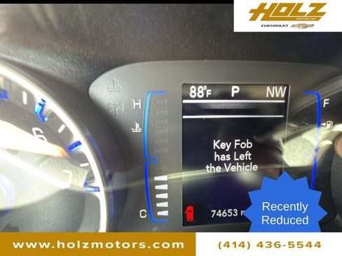 Used 2020 Chrysler Pacifica Touring FWD image 12