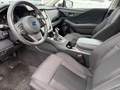 Certified 2025 Subaru Outback Premium AWD/4WD image 18