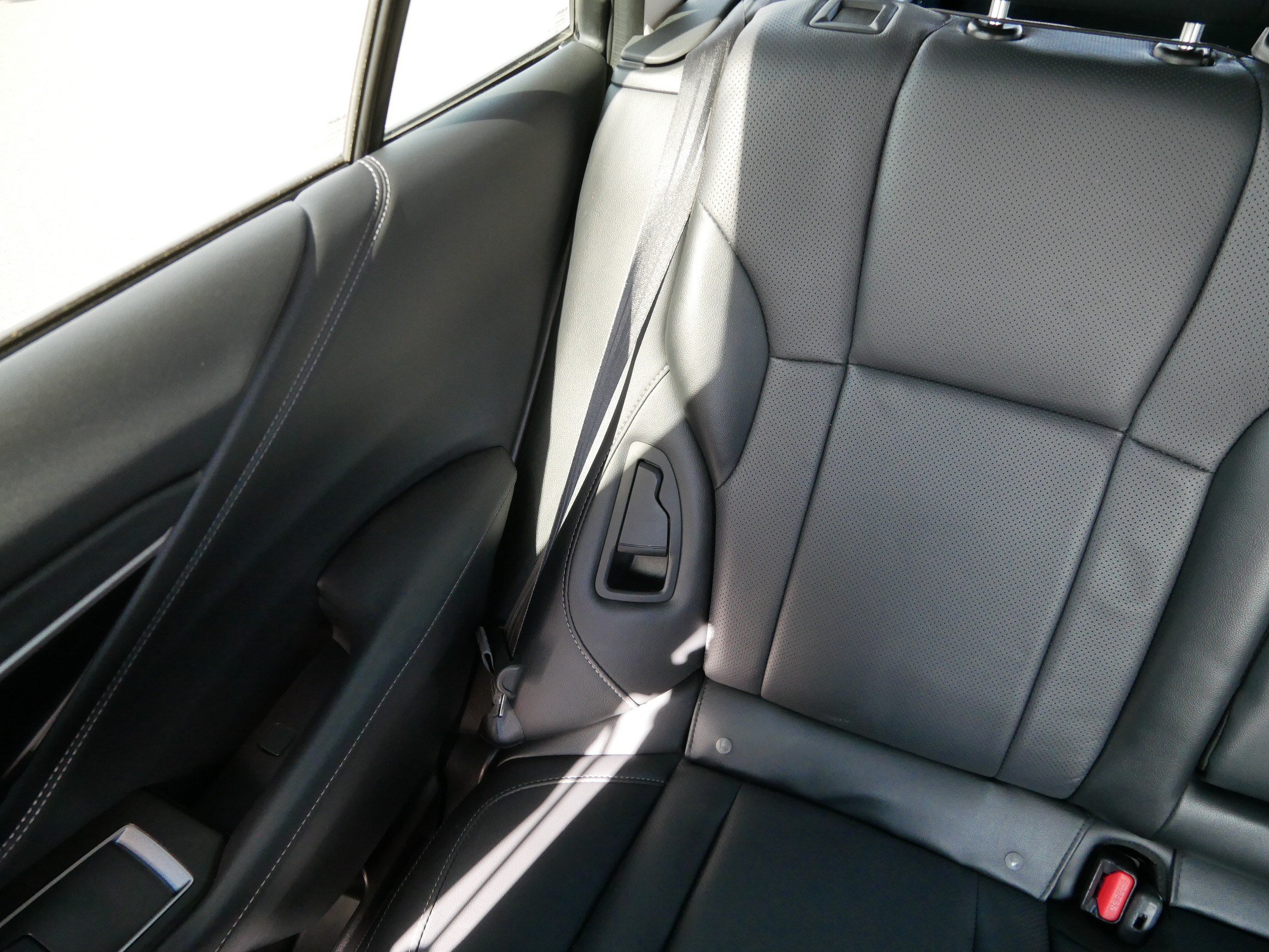 Used 2023 Subaru Outback Limited AWD/4WD image 12