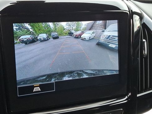 Used 2022 Chevrolet Traverse LT AWD/4WD image 18