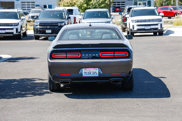 Used 2018 Dodge Challenger R/T w/ Blacktop Package RWD image 4