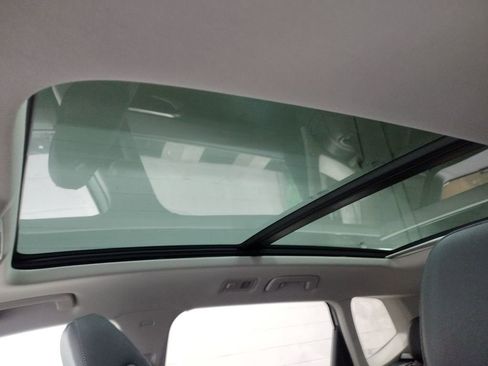 New 2025 Volkswagen Taos SE image 20