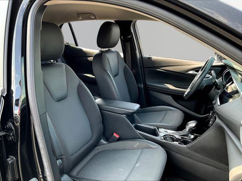 Used 2022 Buick Encore GX Preferred w/ Sport Touring Package FWD image 28