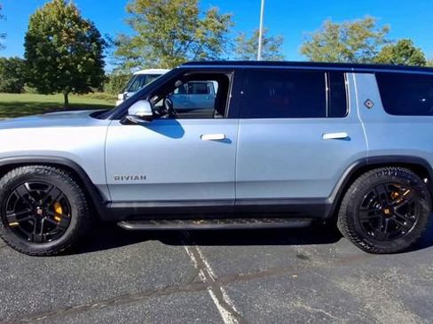 Used 2023 Rivian R1S Adventure Quad AWD/4WD image 5