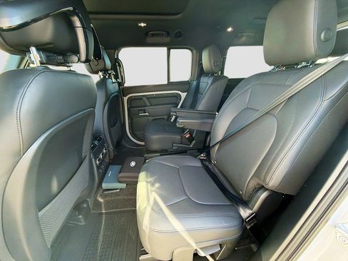 New 2026 Land Rover Defender 130 X-Dynamic SE image 23