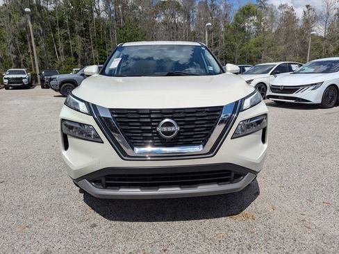 Certified 2023 Nissan Rogue SV image 3