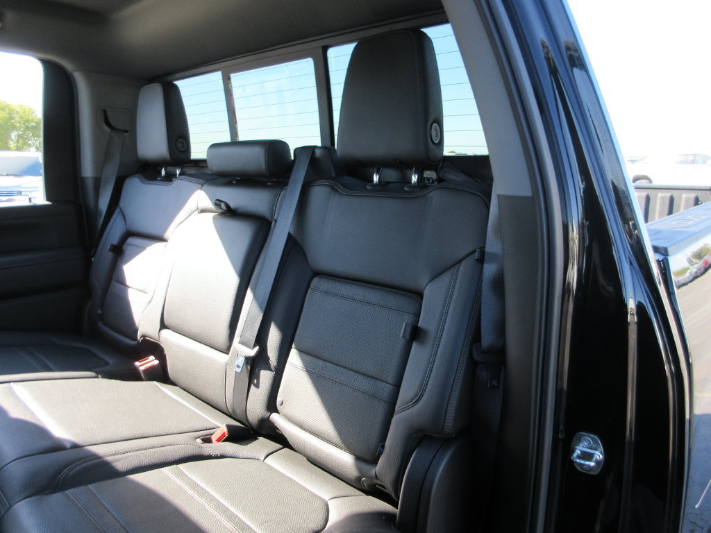 Certified 2022 GMC Sierra 2500 Denali w/ Denali Black Diamond Edition AWD/4WD image 25