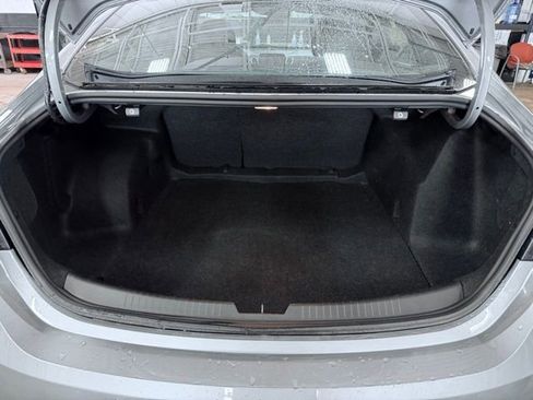 Used 2024 Chevrolet Malibu LT FWD image 10