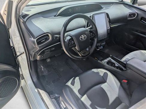 Certified 2022 Toyota Prius Prime XLE FWD image 9