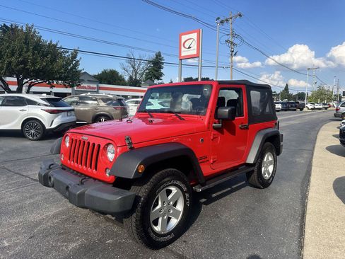 Used 2016 Jeep Wrangler Sport w/ Quick Order Package 23S AWD/4WD image 6