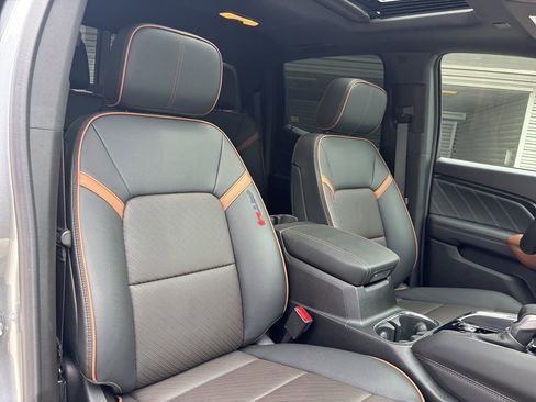 Used 2025 GMC Canyon AT4 w/ Technology Plus Package AWD/4WD image 16