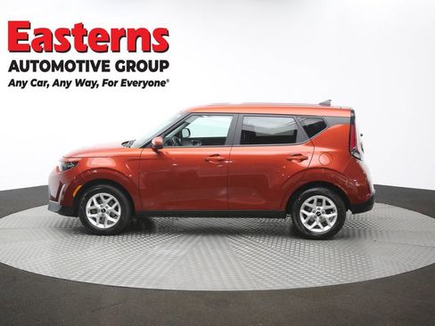 Used 2024 Kia Soul LX w/ Option Group 015 FWD image 60
