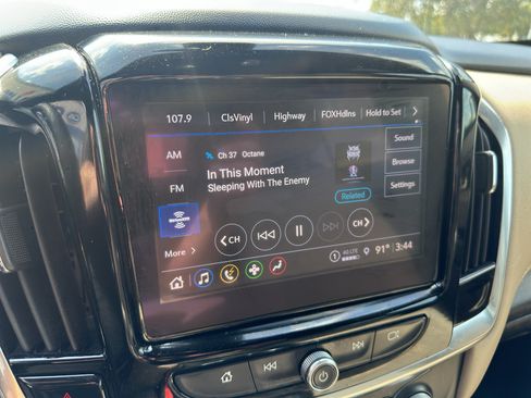 Used 2023 Chevrolet Traverse LT w/ LPO, Cargo Package AWD/4WD image 30
